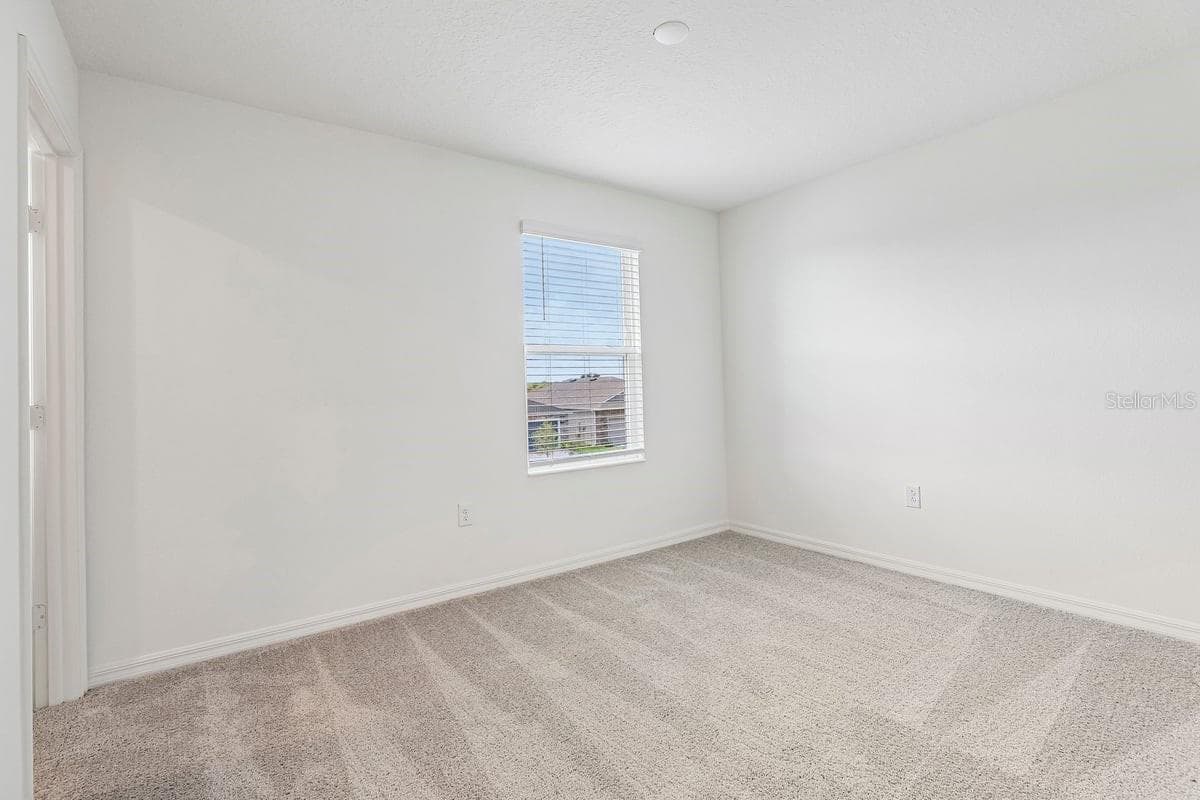 Townhouse at 647 MEADOWS EDGE PL, LAKE WALES, photo 15 of 18