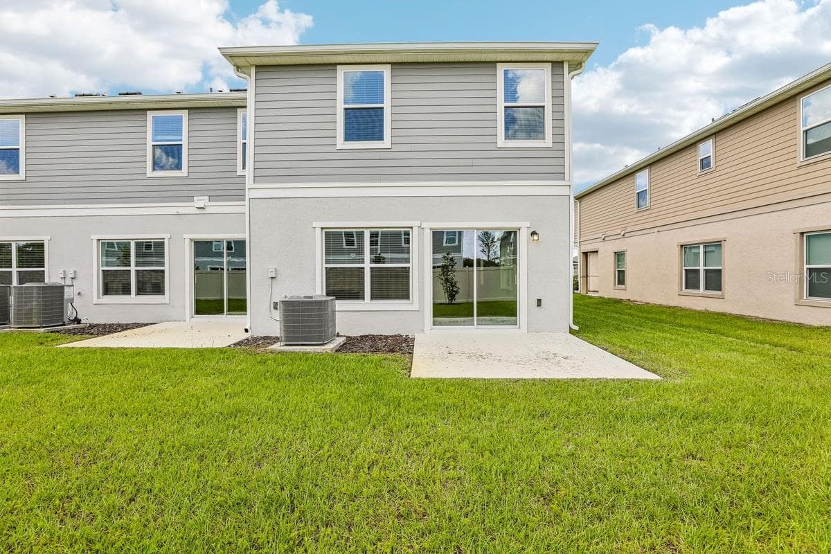 Townhouse at 647 MEADOWS EDGE PL, LAKE WALES, photo 16 of 18