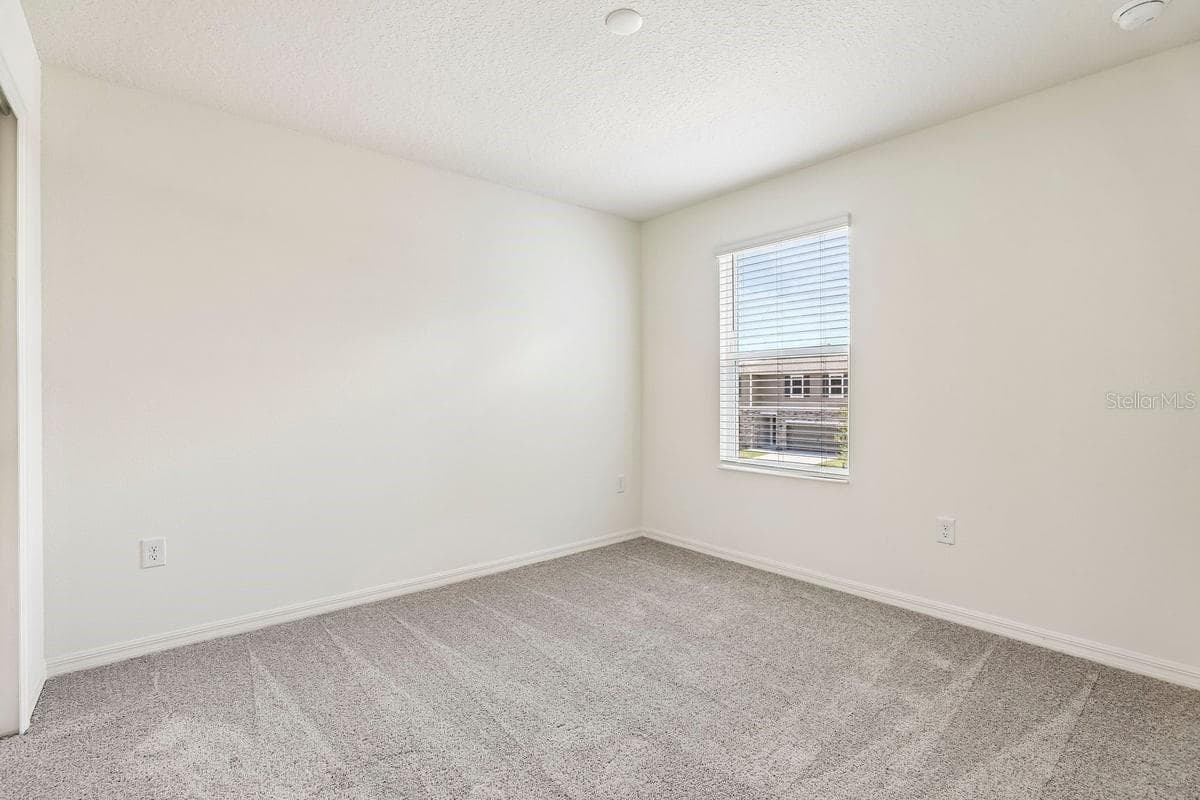 Townhouse at 643 MEADOWS EDGE PL, LAKE WALES, photo 11 of 17