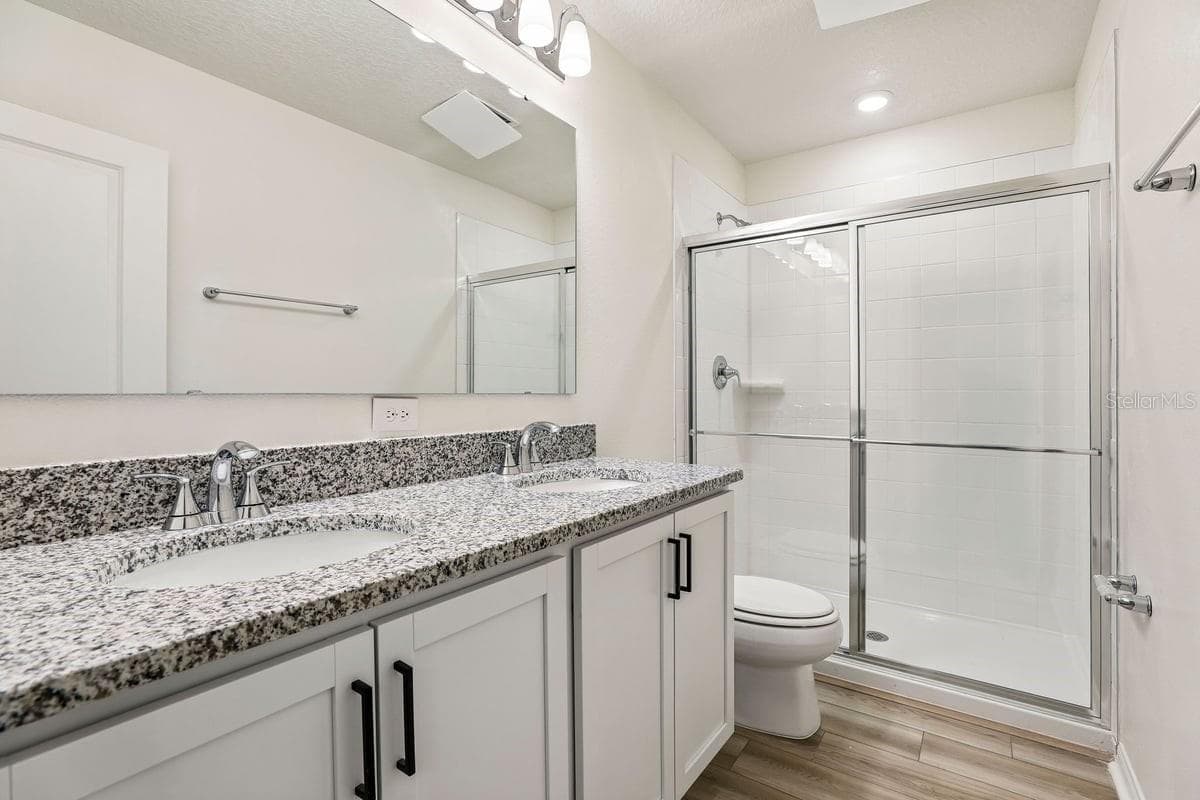 Townhouse at 643 MEADOWS EDGE PL, LAKE WALES, photo 12 of 17