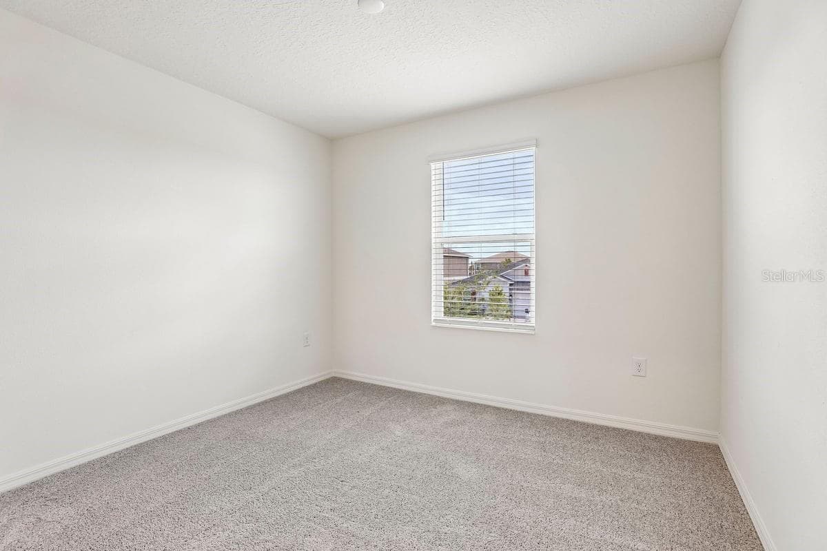 Townhouse at 643 MEADOWS EDGE PL, LAKE WALES, photo 13 of 17