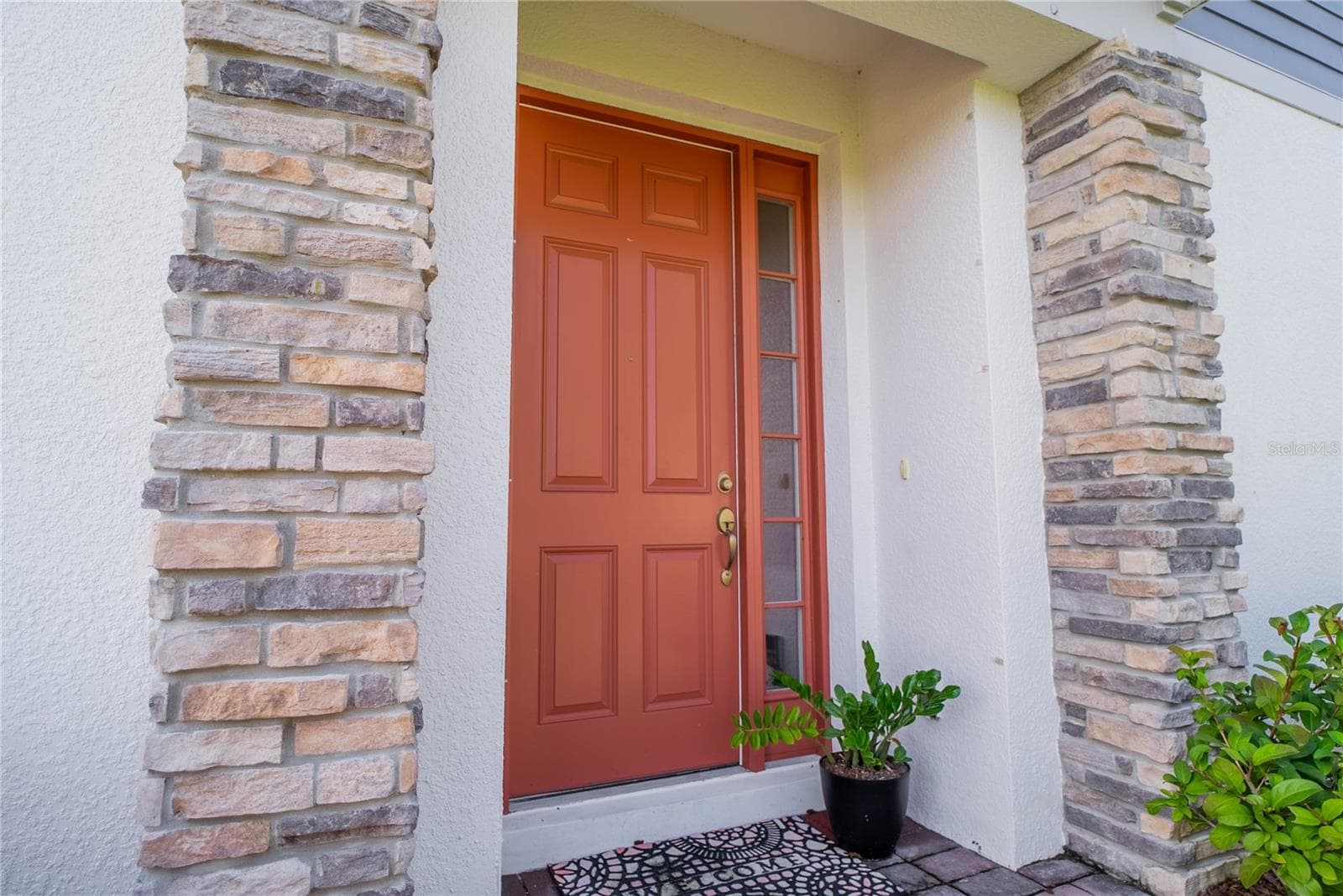 Townhouse at 14788 OUTFITTER ST, ORLANDO, photo 3 of 45