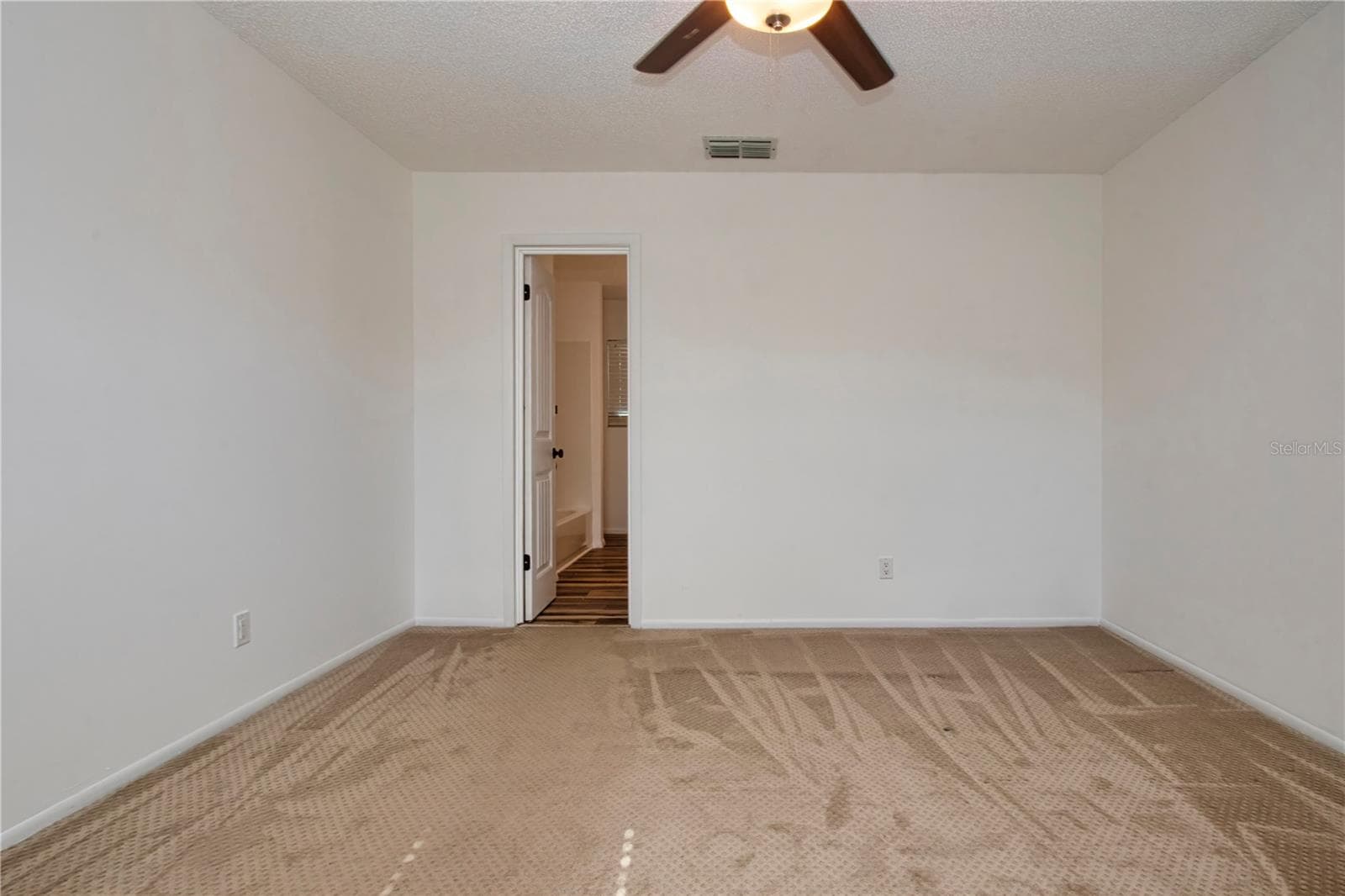 Owners Suite - 2501 LIGHTFOOT RD, WIMAUMA