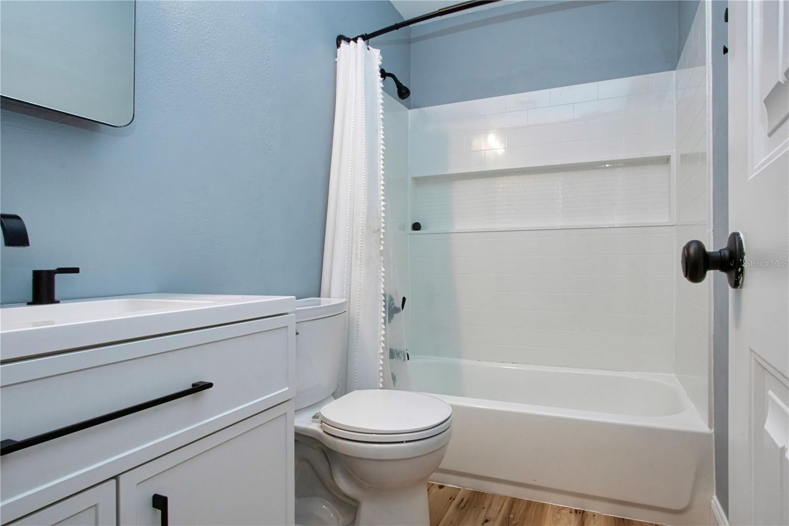 Guest bathroom - 2501 LIGHTFOOT RD, WIMAUMA