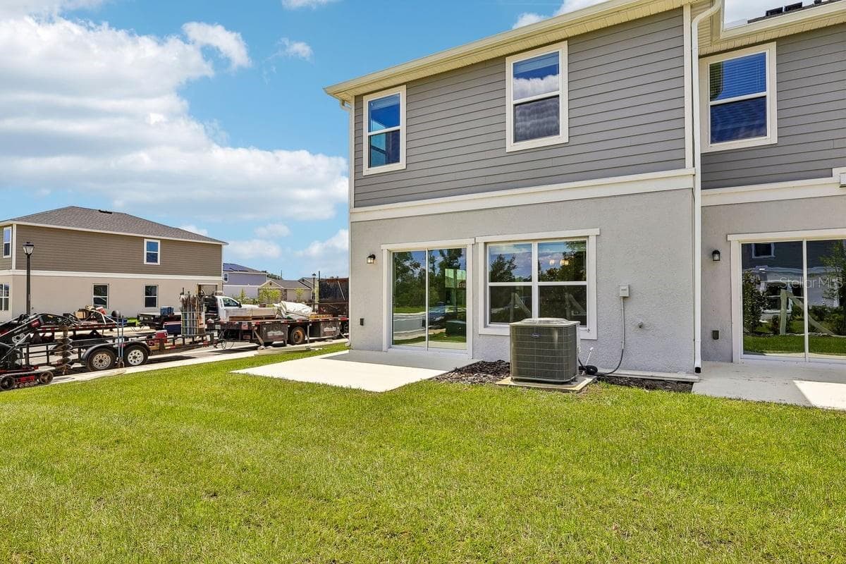 Townhouse at 627 MEADOWS EDGE PL, LAKE WALES, photo 15 of 17