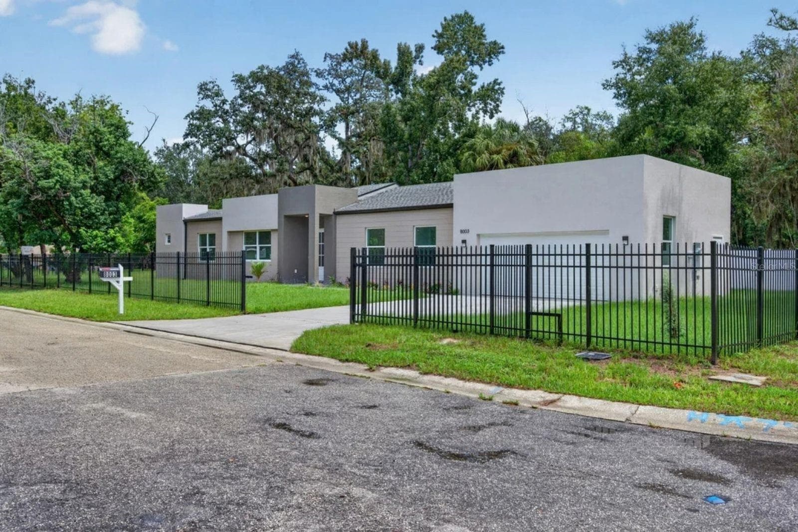 Single Family Residence at 8003 CHANEY LN, TAMPA, photo 3 of 54