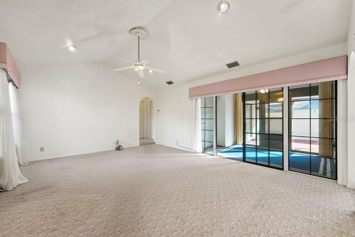 Single Family Residence at 105 OYSTER CATCHER CT, DAYTONA BEACH, photo 6 of 37