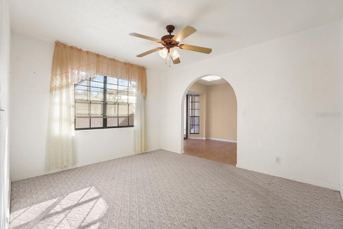 Single Family Residence at 105 OYSTER CATCHER CT, DAYTONA BEACH, photo 9 of 37