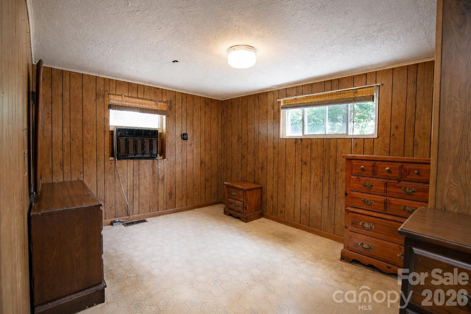 Single Family Residence at 901 Rufus Robinson Road, Sylva, photo 18 of 48