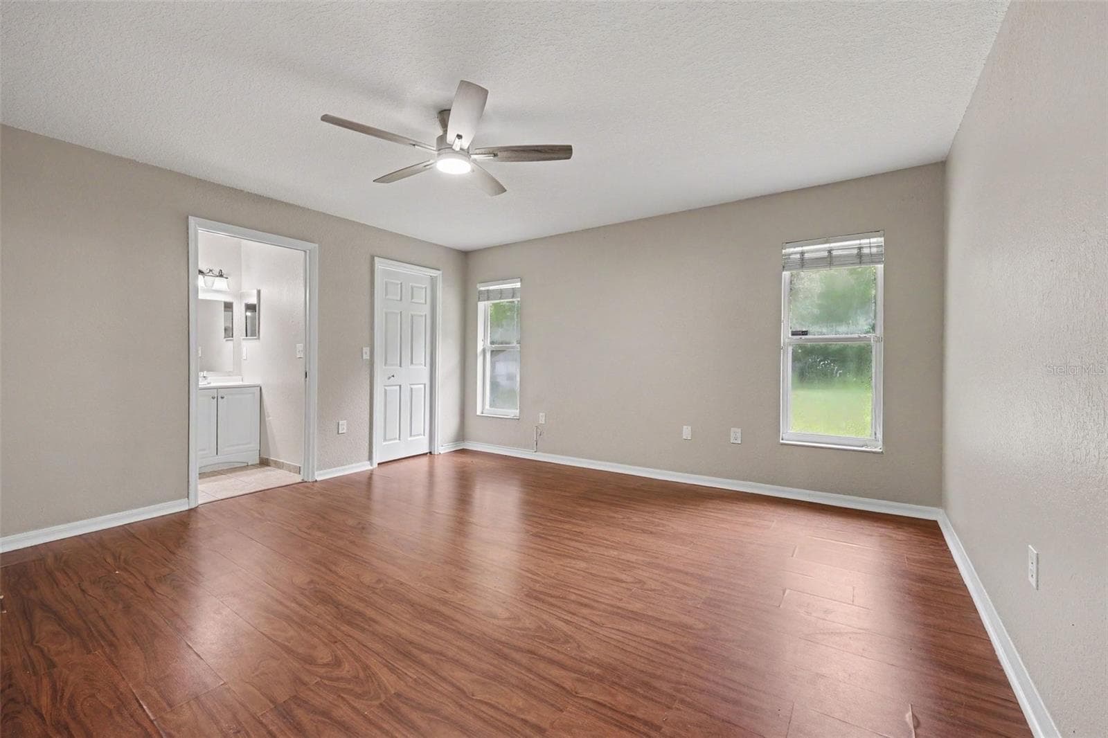 Single Family Residence at 2928 EASTBROOK DR, LAKELAND, photo 11 of 20