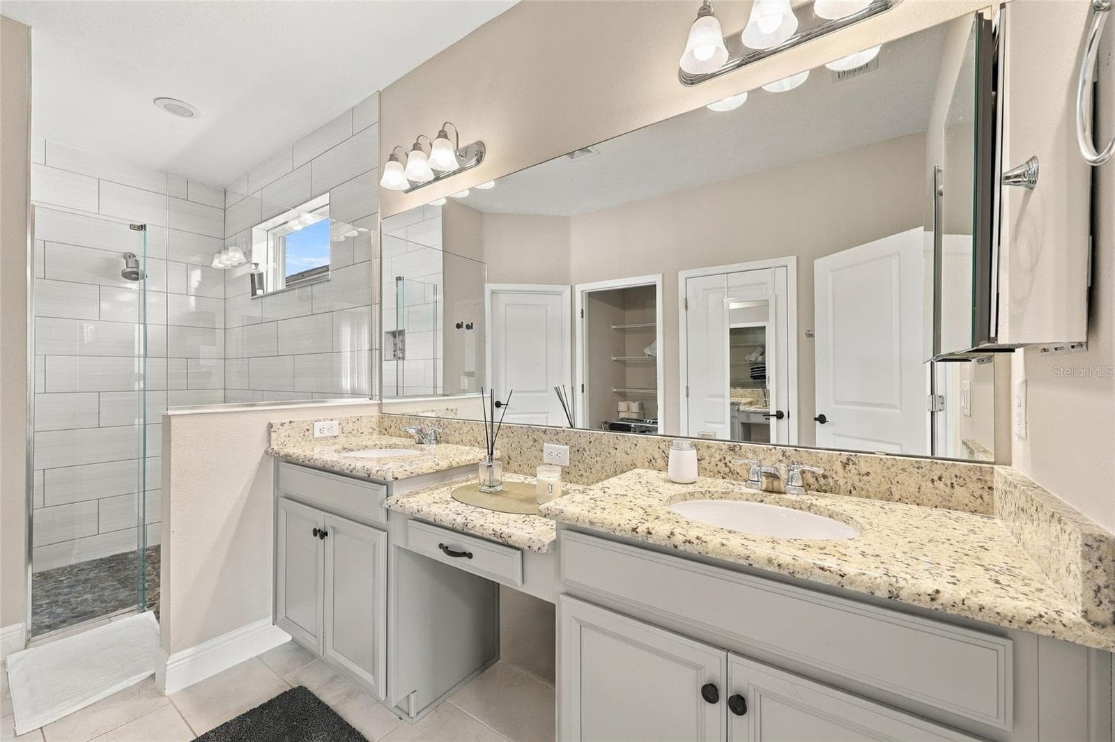 Single Family Residence at 5416 GOLDEN APPLE DR, WINTER GARDEN, photo 19 of 47