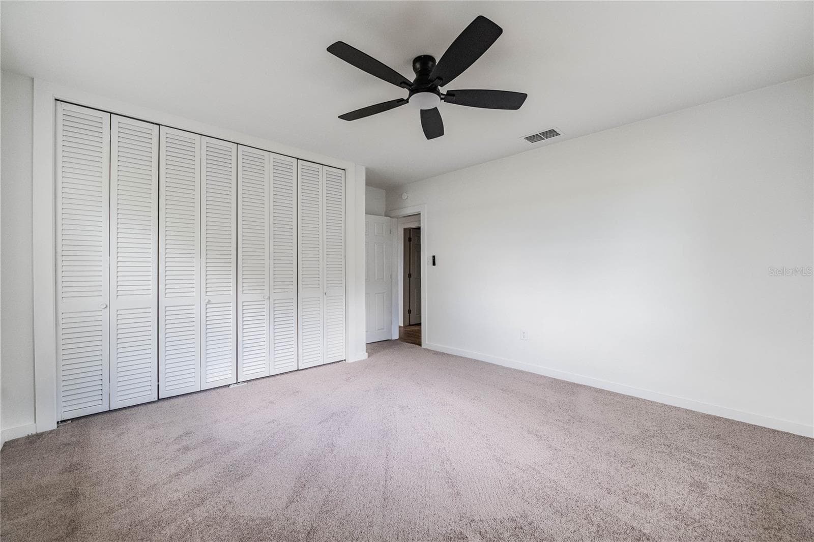Single Family Residence at 1196 LAKE ELBERT DR SE, WINTER HAVEN, photo 22 of 36