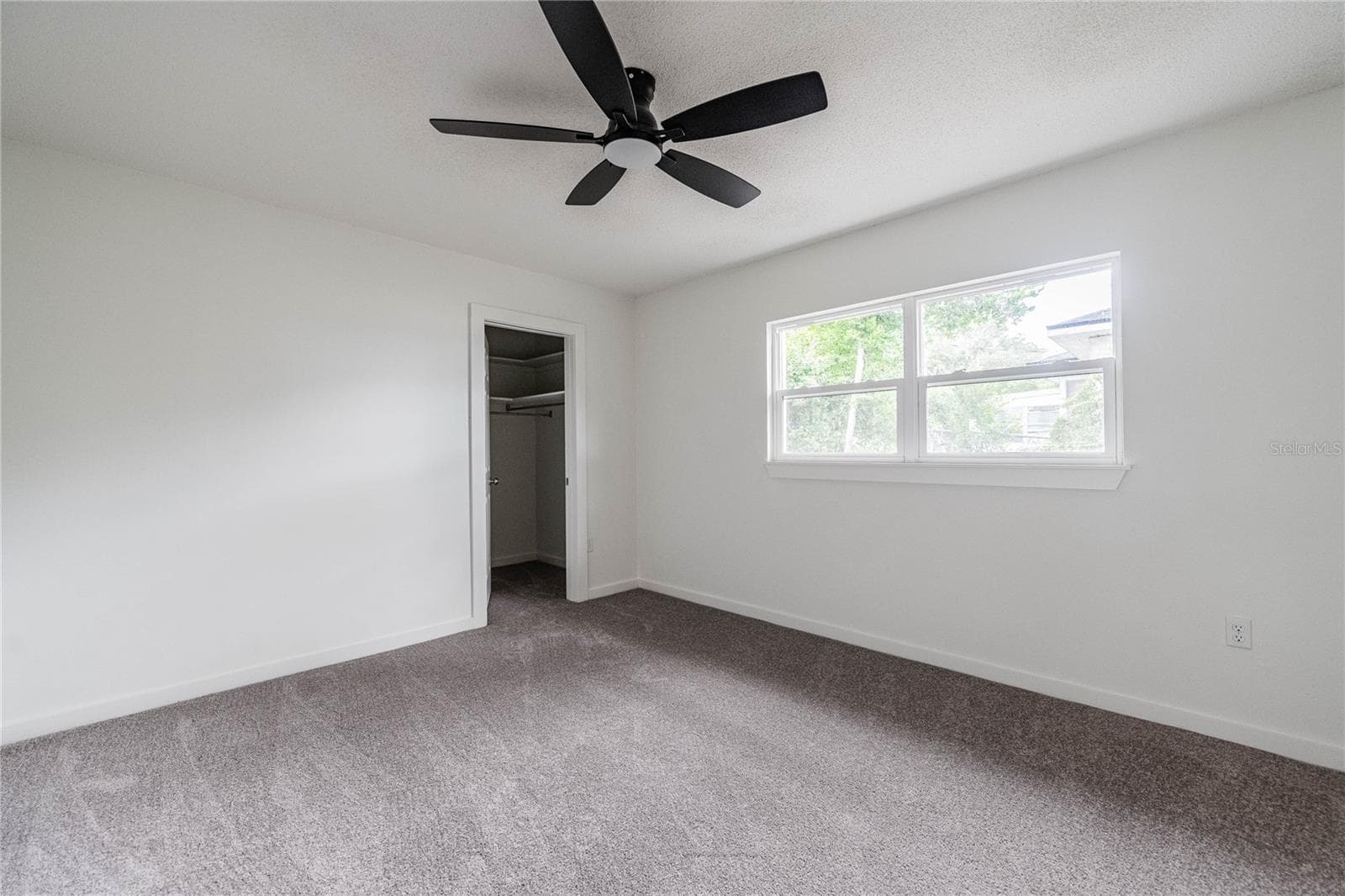 Single Family Residence at 1196 LAKE ELBERT DR SE, WINTER HAVEN, photo 24 of 36