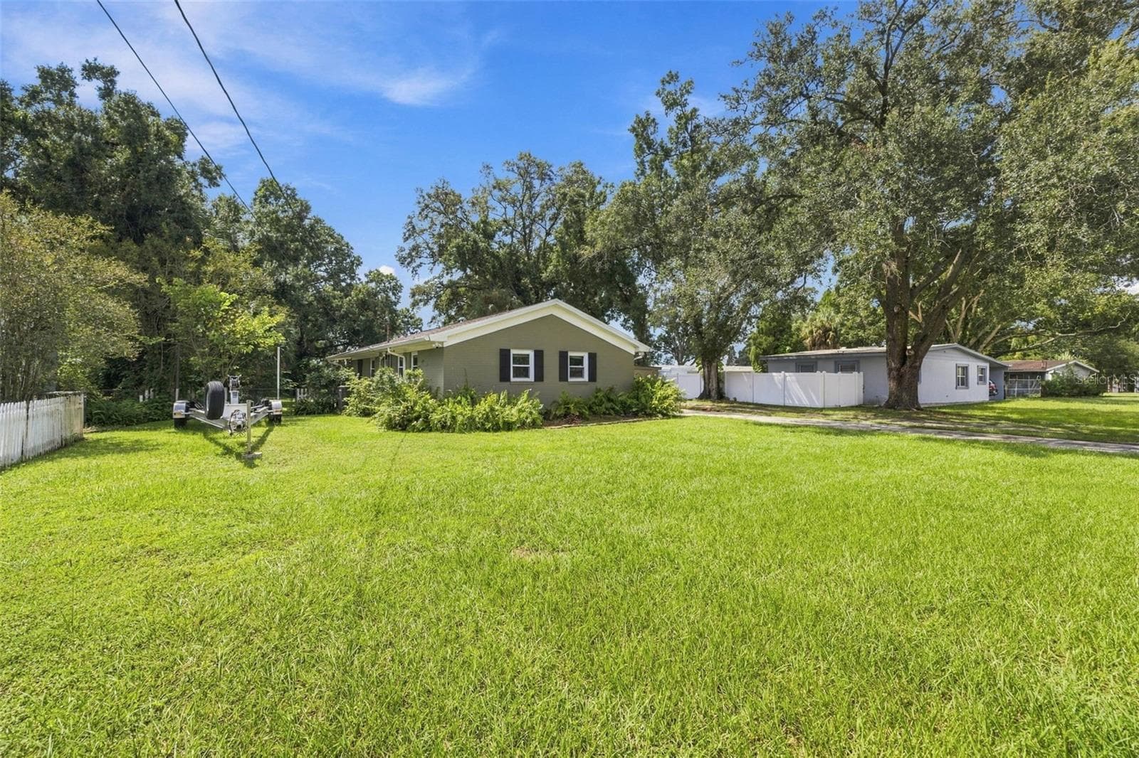 Single Family Residence at 6613 TRAVIS BLVD, TAMPA, photo 2 of 50