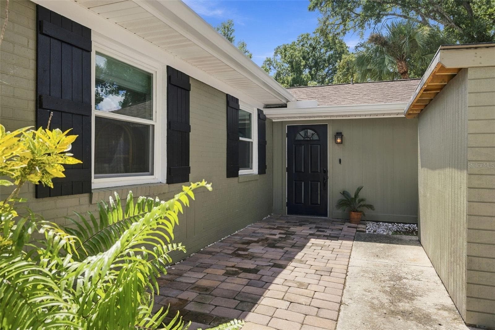 Single Family Residence at 6613 TRAVIS BLVD, TAMPA, photo 4 of 50