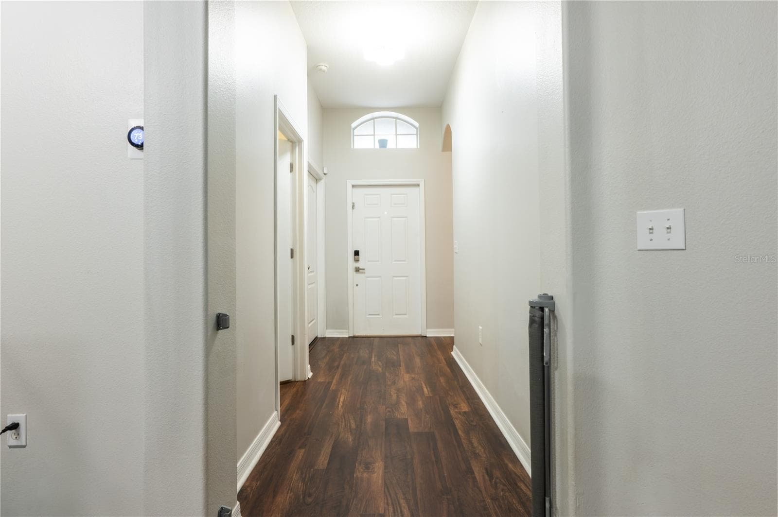 Foyer Hall - 7286 CEDARCREST BLVD, LAKELAND