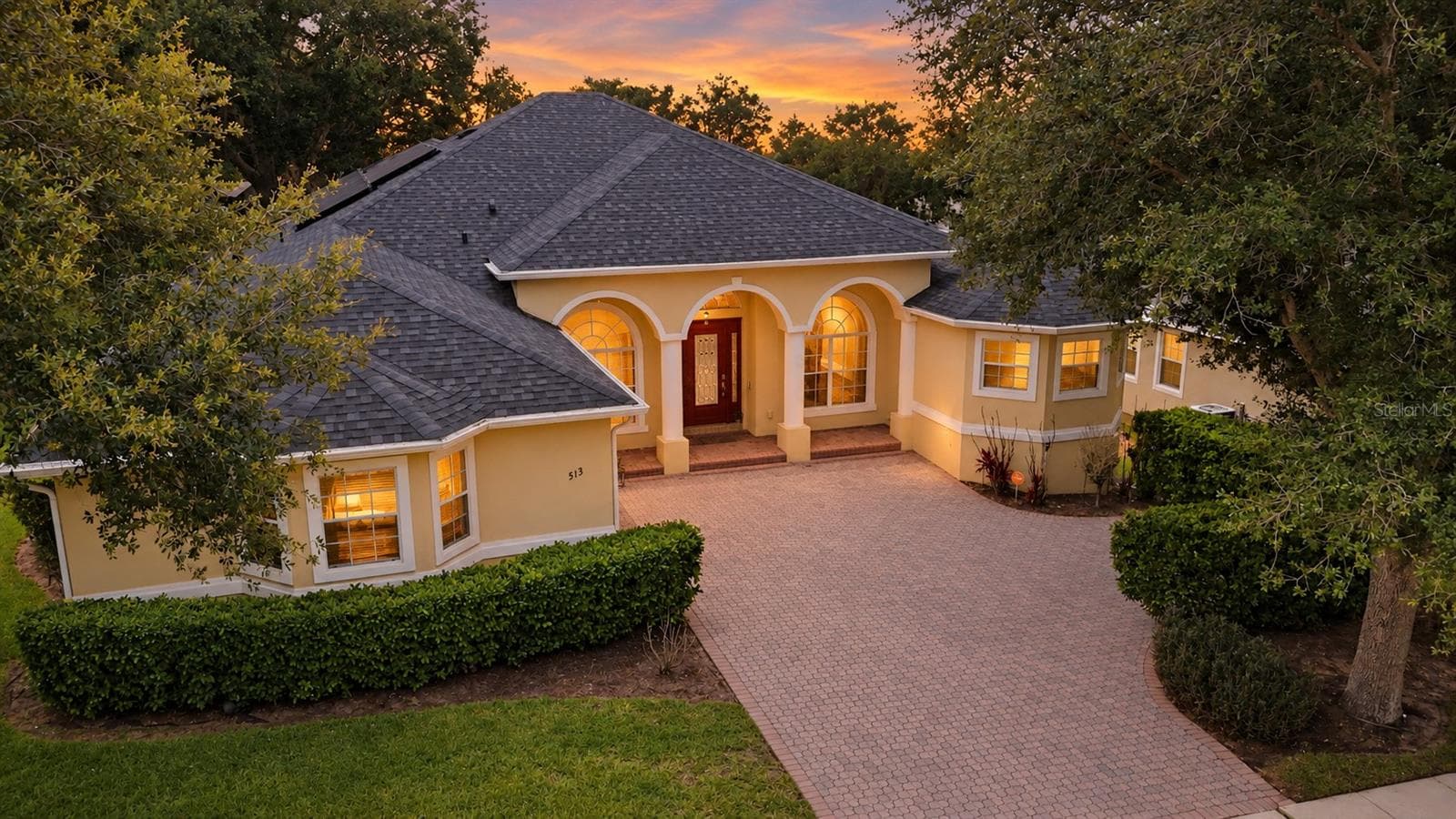 513 PARKSIDE POINTE BLVD