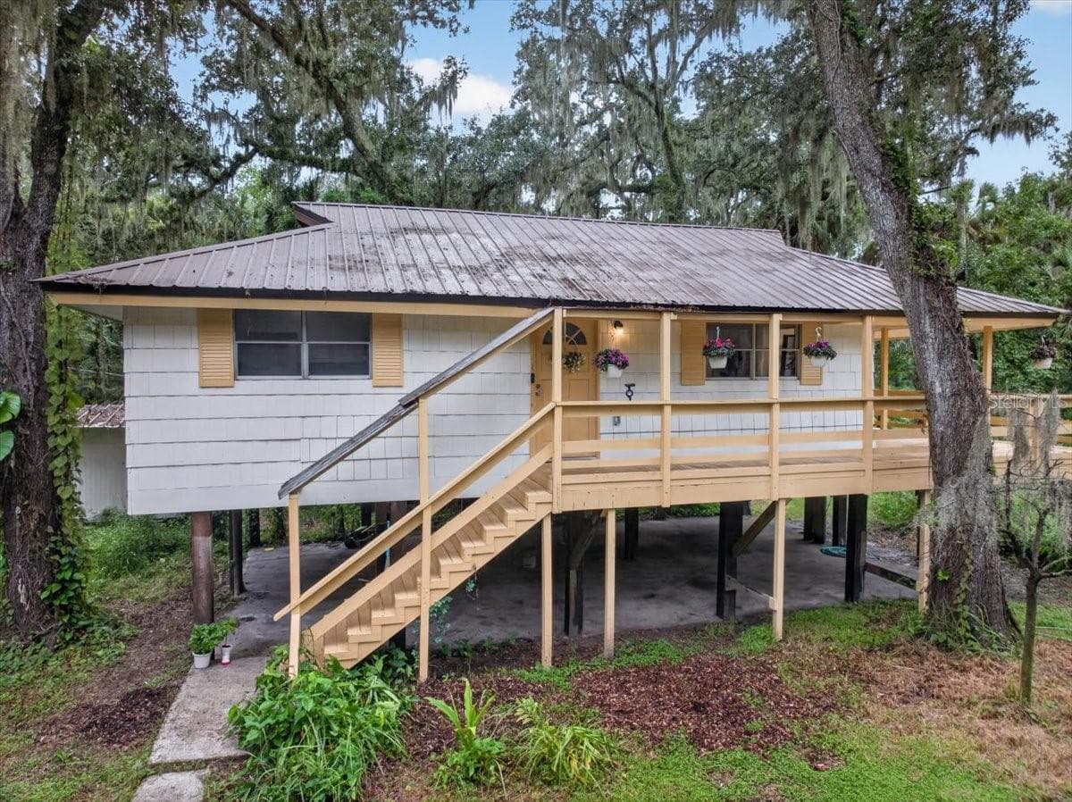 Single Family Residence at 4417 RIVER DR, VALRICO, photo 5 of 60