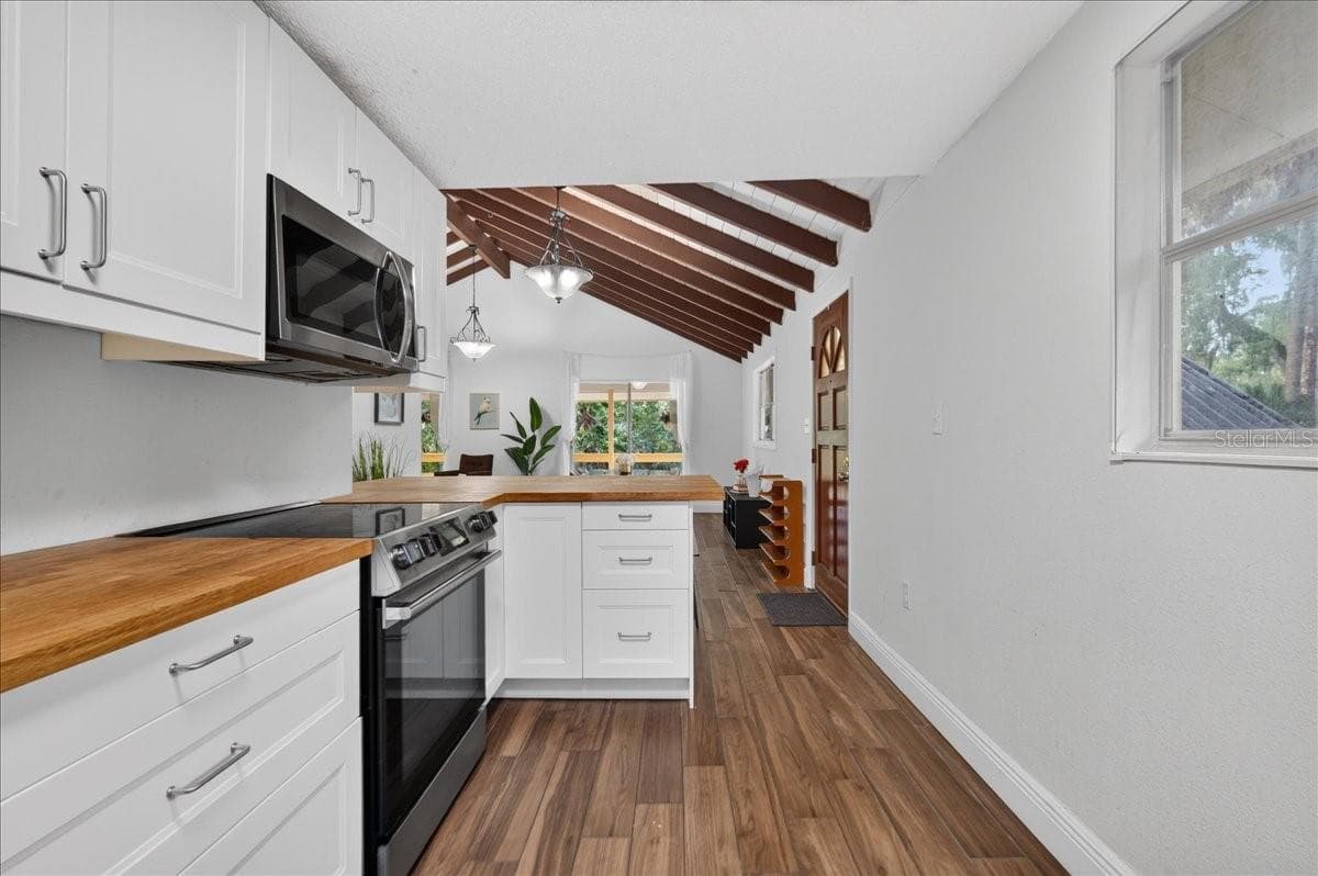 Single Family Residence at 4417 RIVER DR, VALRICO, photo 15 of 60