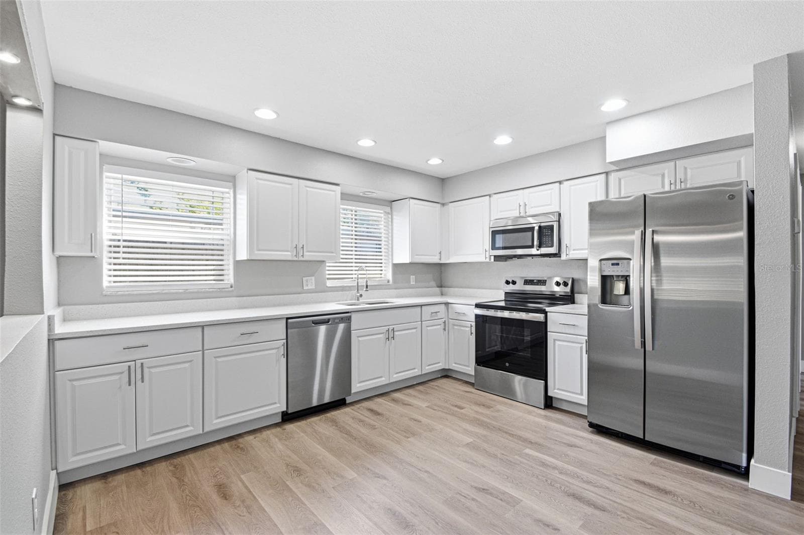 Single Family Residence at 310 93RD AVE N, ST PETERSBURG, photo 16 of 50
