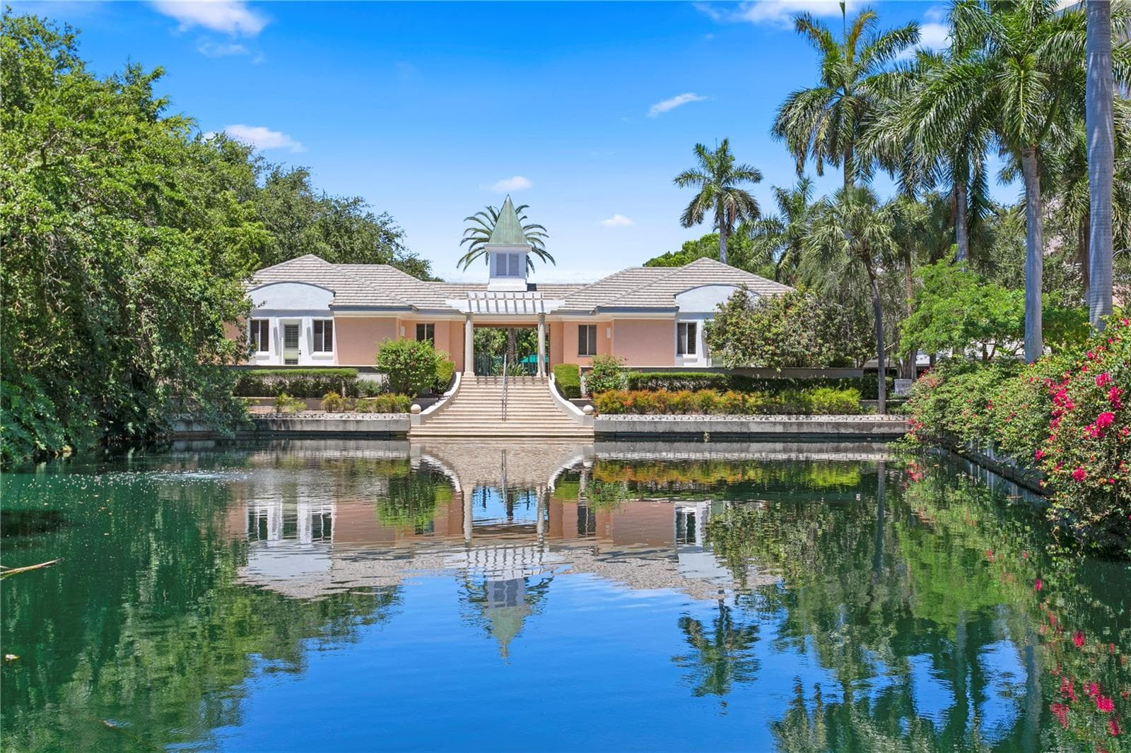Condominium at 4961 BACOPA LN S #201, ST PETERSBURG, photo 62 of 76