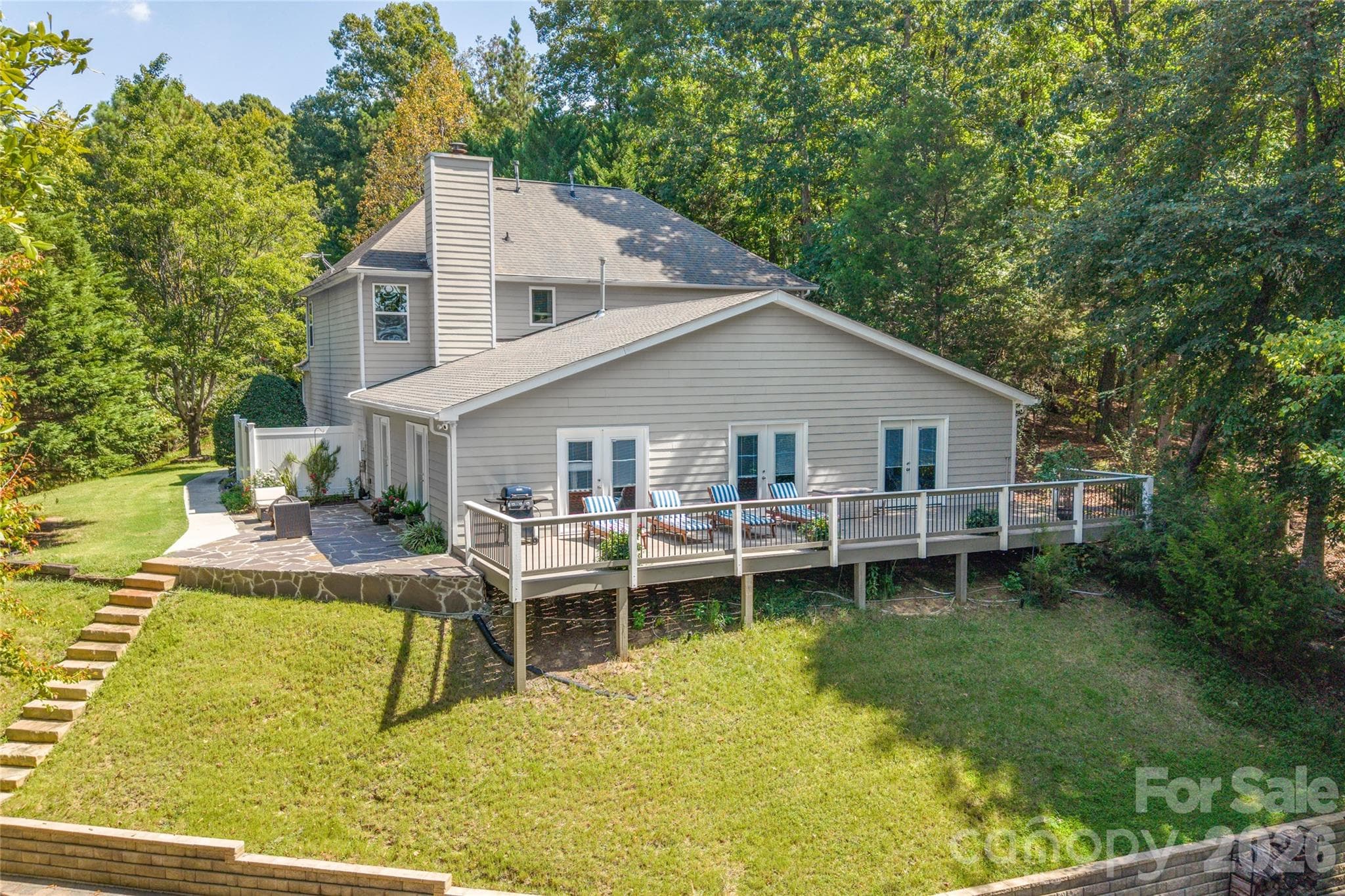 Ample space to enjoy the view and friends. - 13934 Kings Carriage Lane, Charlotte