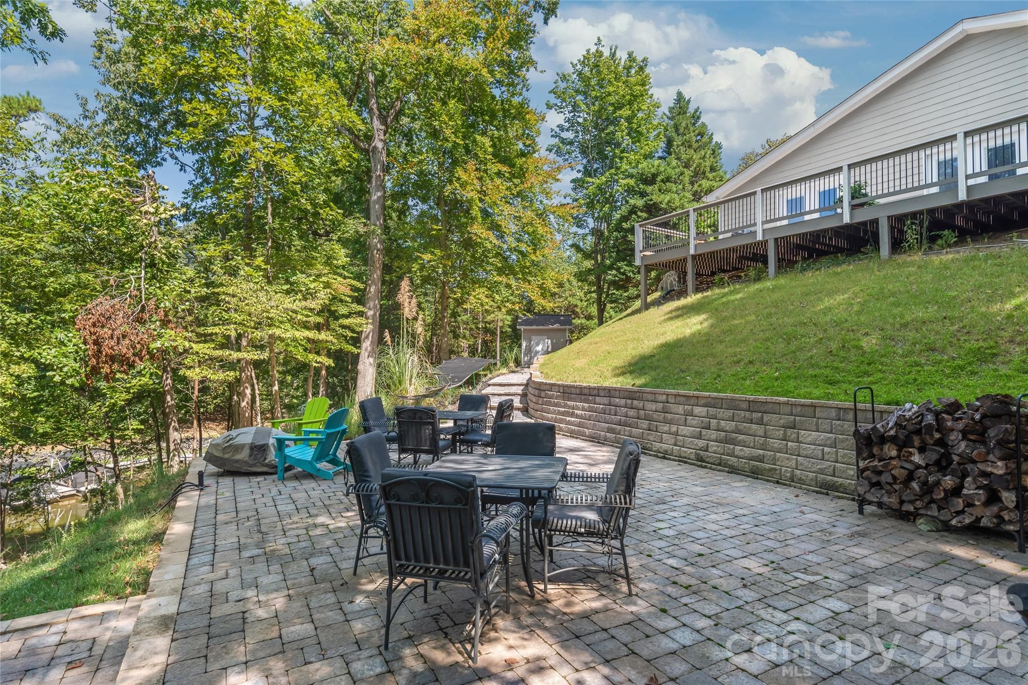 Great for small gatherings. Large enough to accommodate a big group - 13934 Kings Carriage Lane, Charlotte