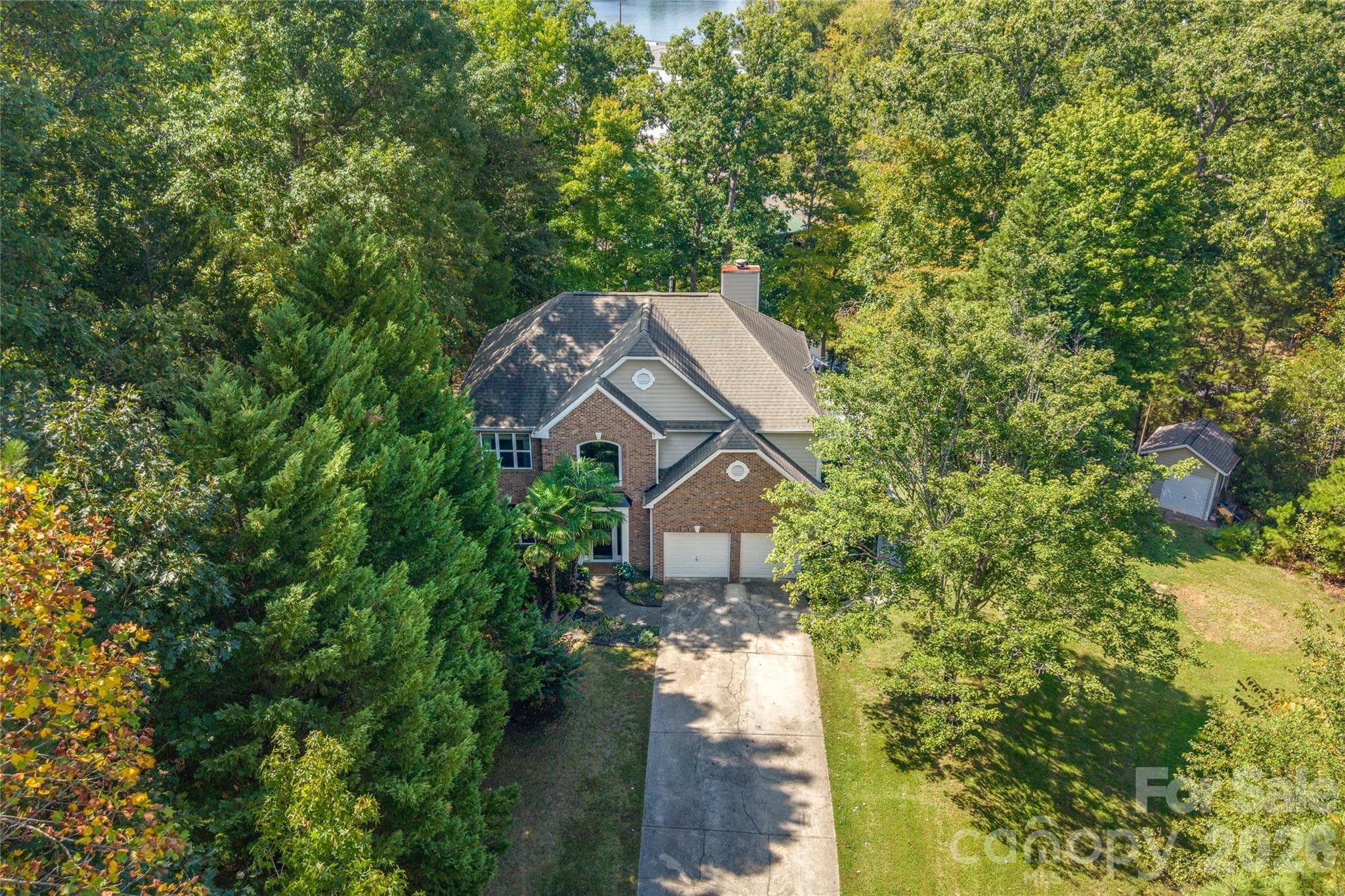 Come visit King's Carriage in person. You will be glad you did. - 13934 Kings Carriage Lane, Charlotte