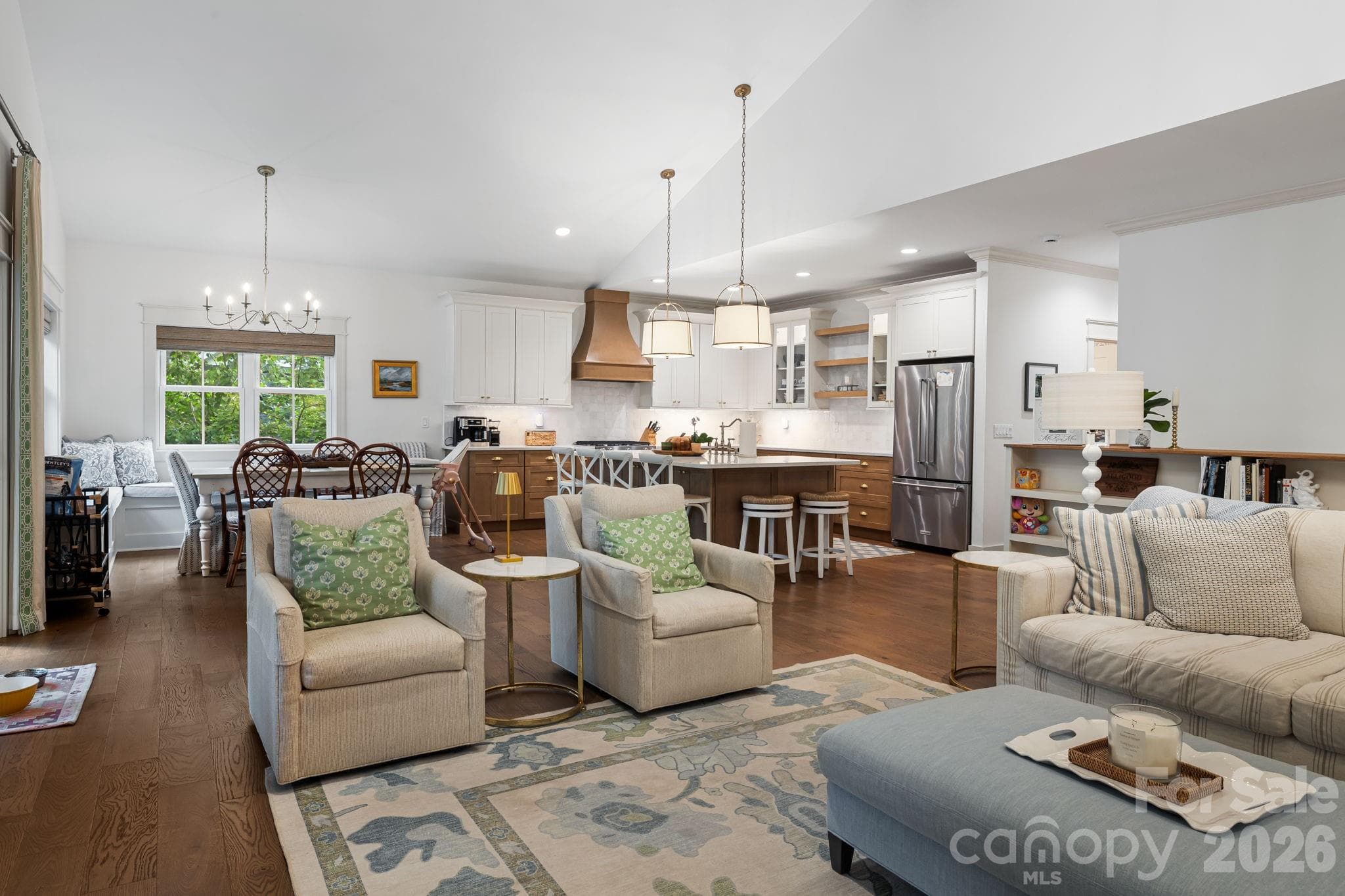 Single Family Residence at 14 Sugarland Ridge Trail, Fairview, photo 13 of 48