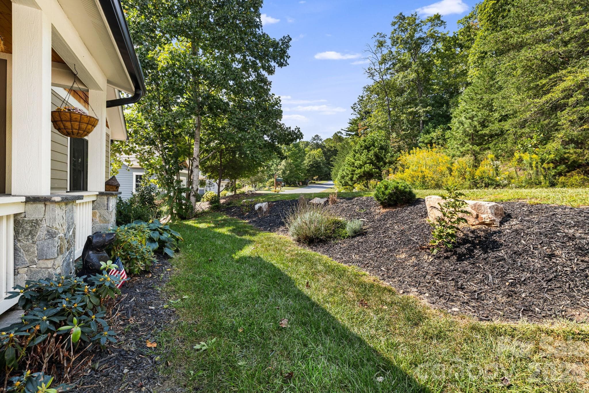 Single Family Residence at 14 Sugarland Ridge Trail, Fairview, photo 41 of 48