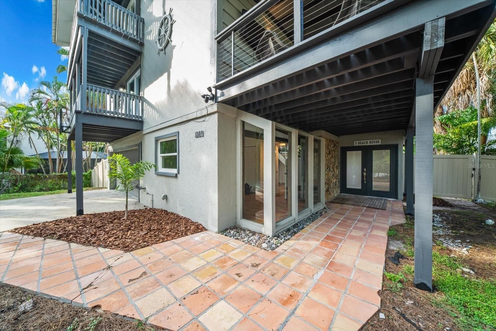 Single Family Residence at 1209 SEA PLUME WAY, SARASOTA, photo 14 of 102