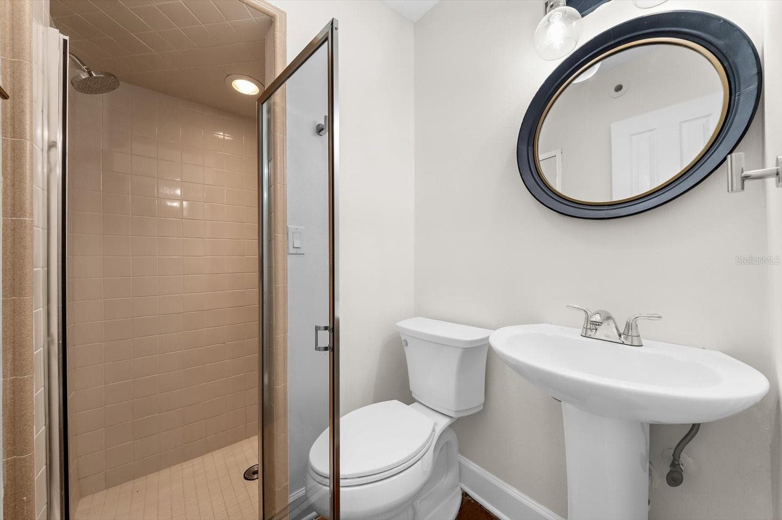 Single Family Residence at 1209 SEA PLUME WAY, SARASOTA, photo 18 of 102