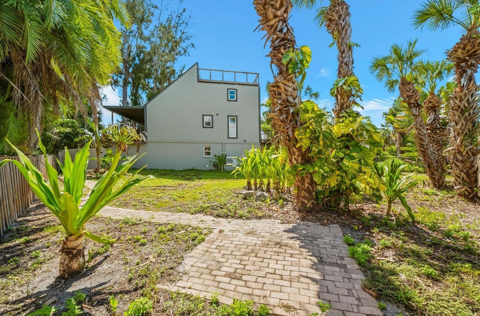 Single Family Residence at 1209 SEA PLUME WAY, SARASOTA, photo 58 of 102