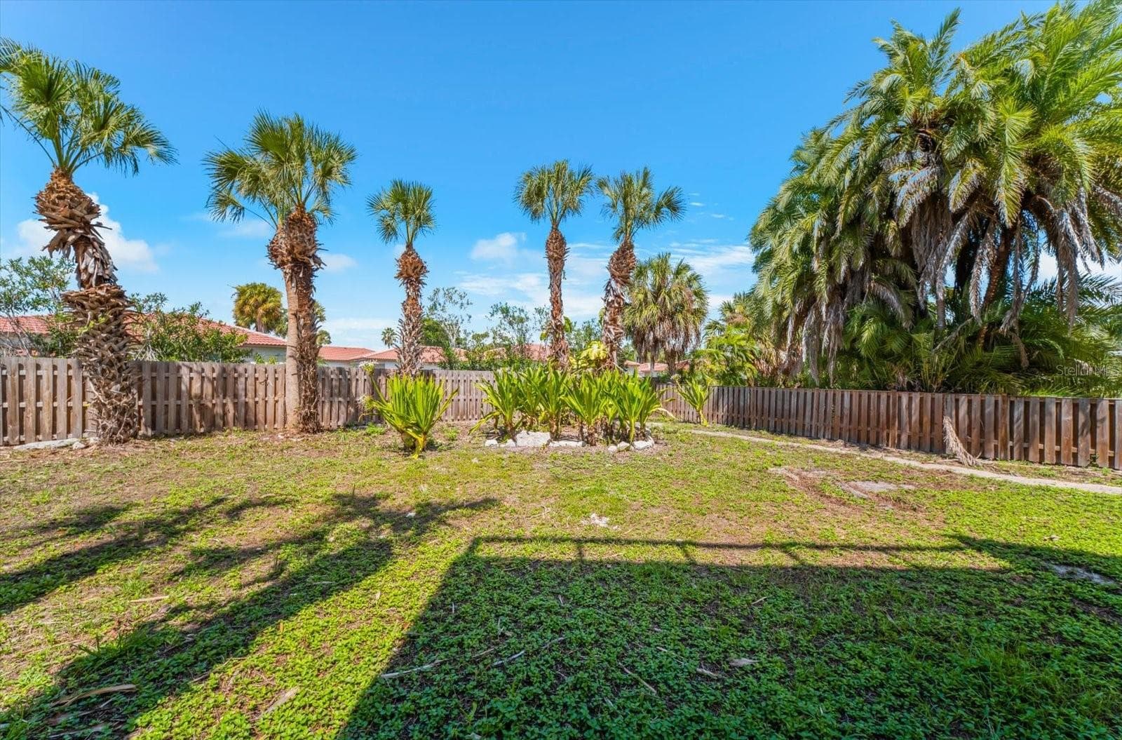 Single Family Residence at 1209 SEA PLUME WAY, SARASOTA, photo 59 of 102