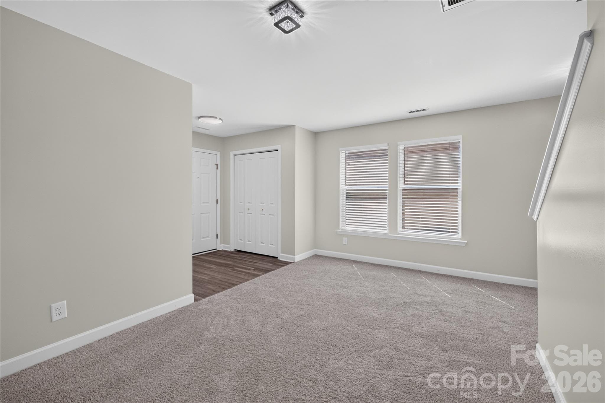 Single Family Residence at 2629 Stream Bank Drive, Charlotte, photo 5 of 31
