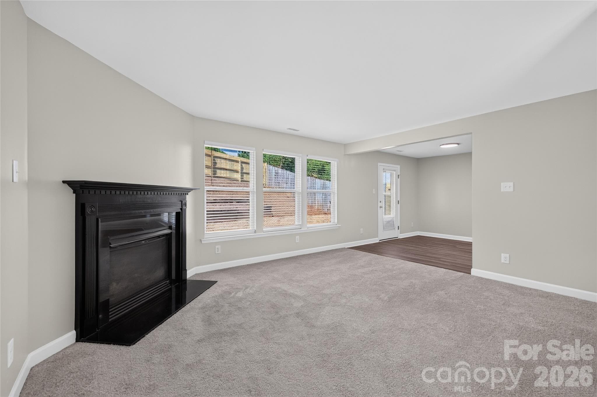 Single Family Residence at 2629 Stream Bank Drive, Charlotte, photo 7 of 31