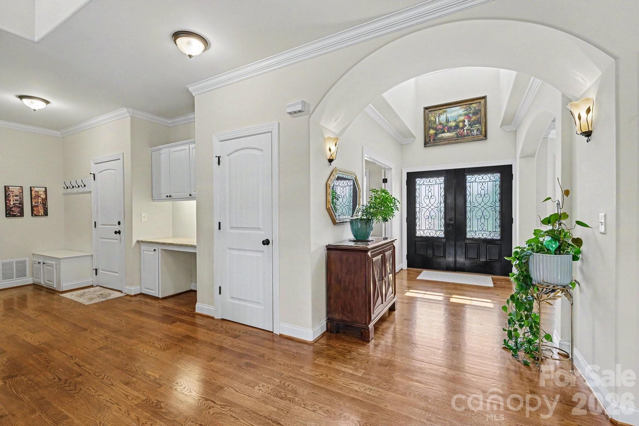 Single Family Residence at 489 Lotus Court, Lewisville, photo 3 of 37