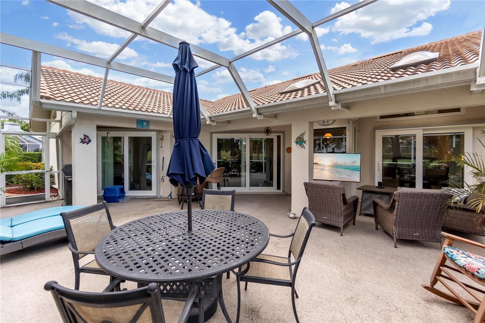 Single Family Residence at 6404 STONE RIVER RD, BRADENTON, photo 13 of 33