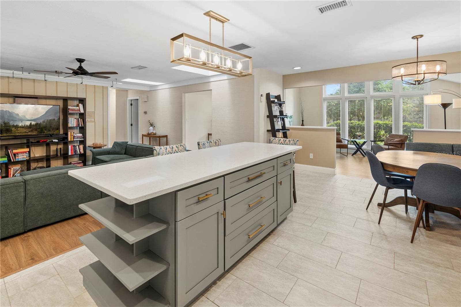 Single Family Residence at 102 SWEETWATER HILLS DR, LONGWOOD, photo 6 of 64