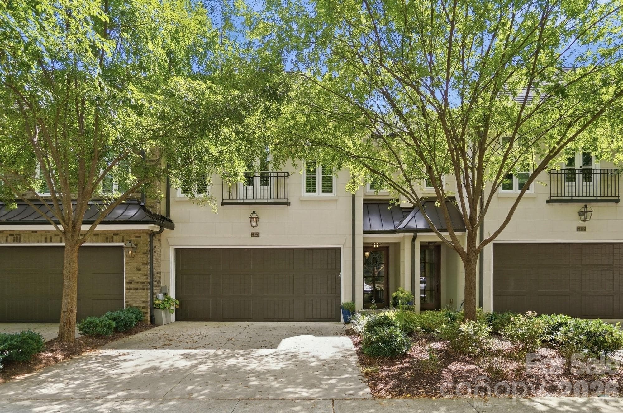 Townhouse at Charlotte, photo 3 of 101