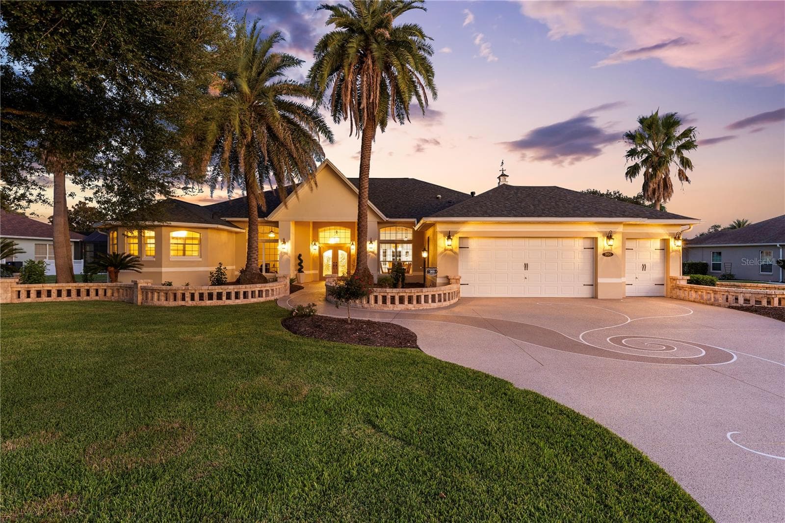 1800 ST. JAMES CIR