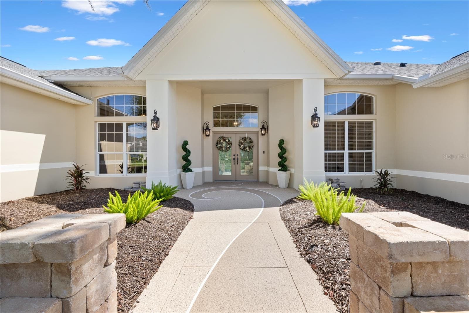 Single Family Residence at 1800 ST. JAMES CIR, THE VILLAGES, photo 8 of 81