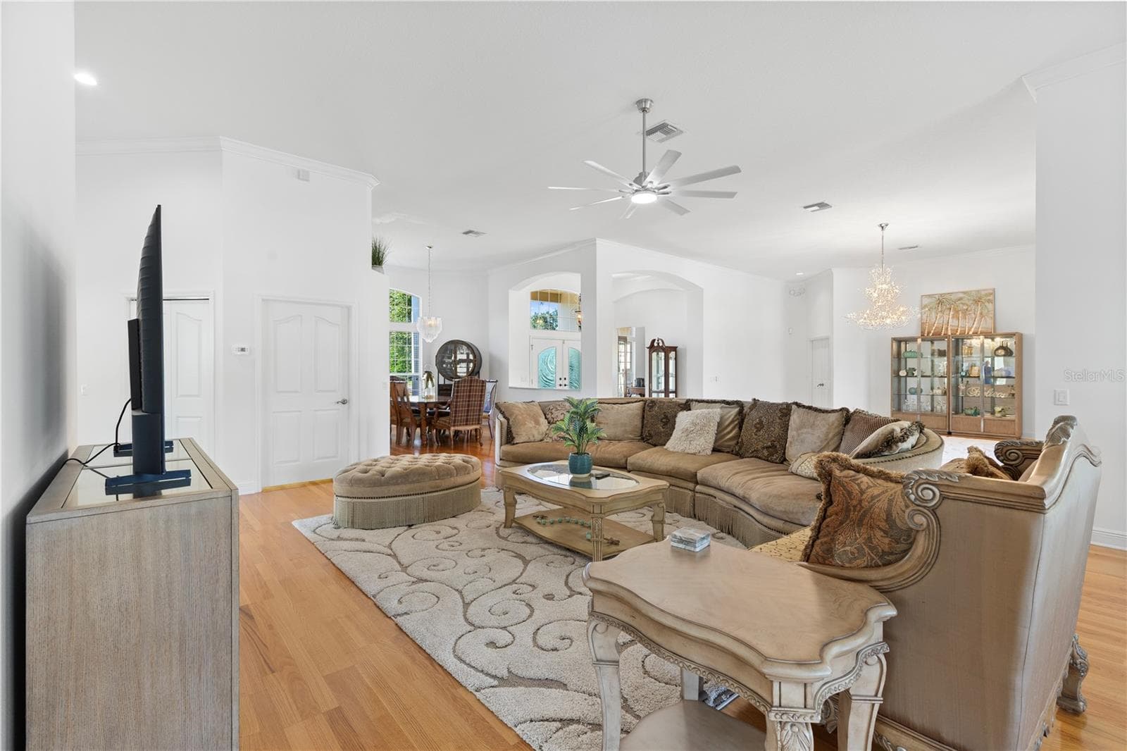 Single Family Residence at 1800 ST. JAMES CIR, THE VILLAGES, photo 19 of 81