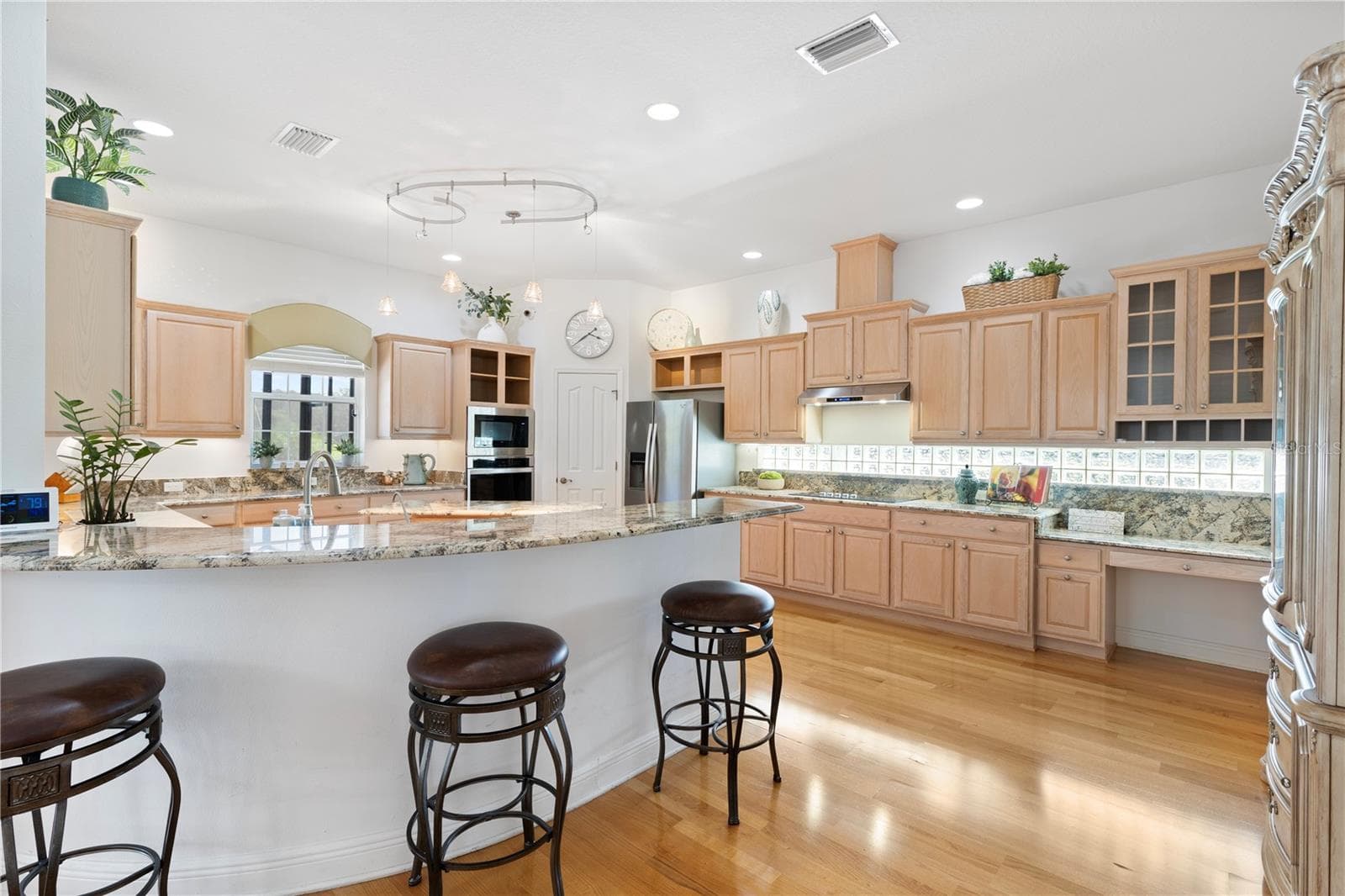 Single Family Residence at 1800 ST. JAMES CIR, THE VILLAGES, photo 21 of 81