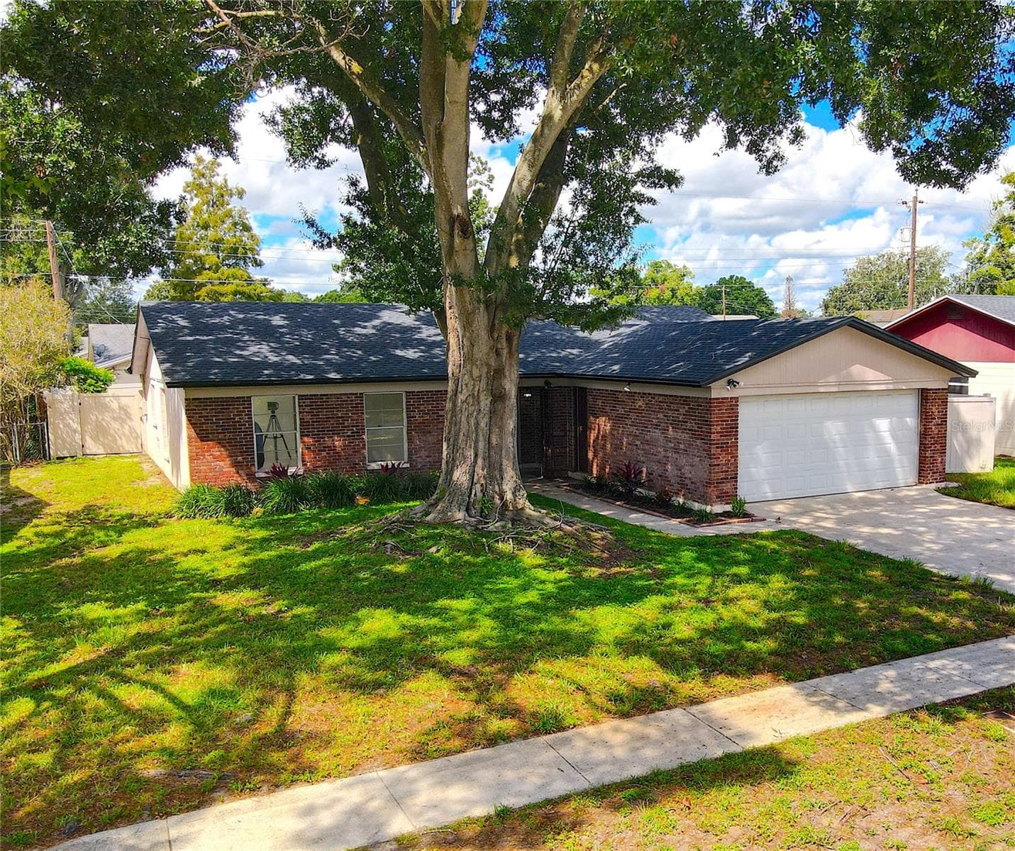 Single Family Residence at 1815 LOWRY AVE, LAKELAND, photo 4 of 57