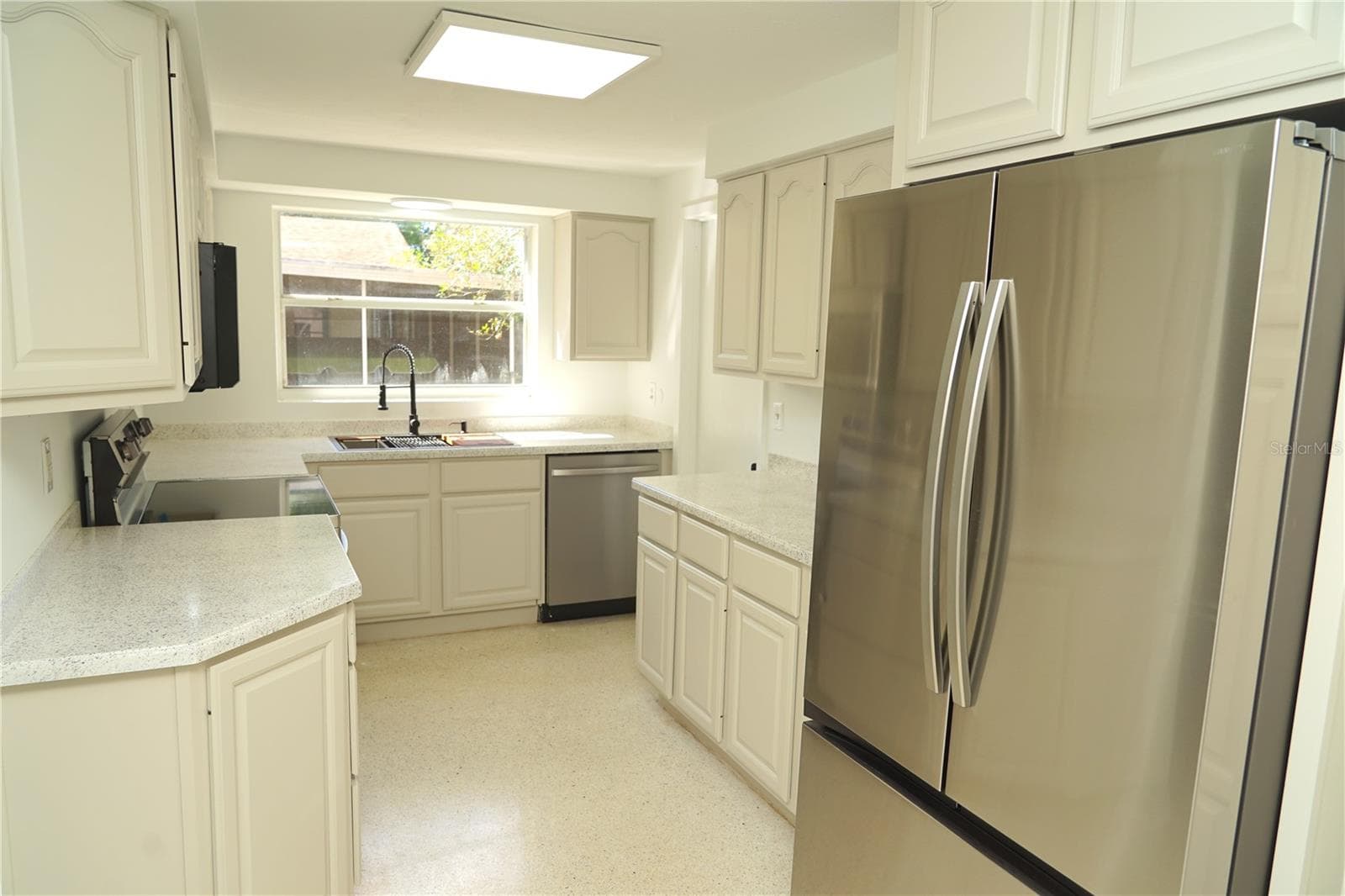 Single Family Residence at 1815 LOWRY AVE, LAKELAND, photo 19 of 57