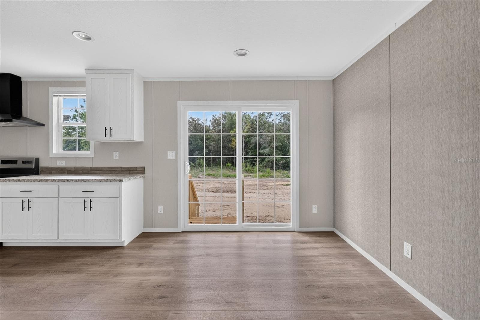 Manufactured Home at 16636 SW 57TH ST, OCALA, photo 12 of 24