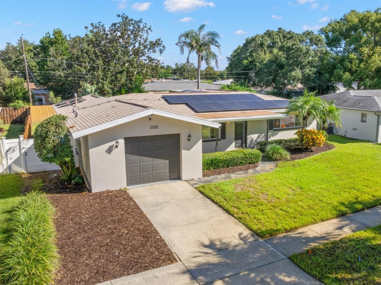 Single Family Residence at 2254 MORNINGSIDE DR, CLEARWATER, photo 2 of 49