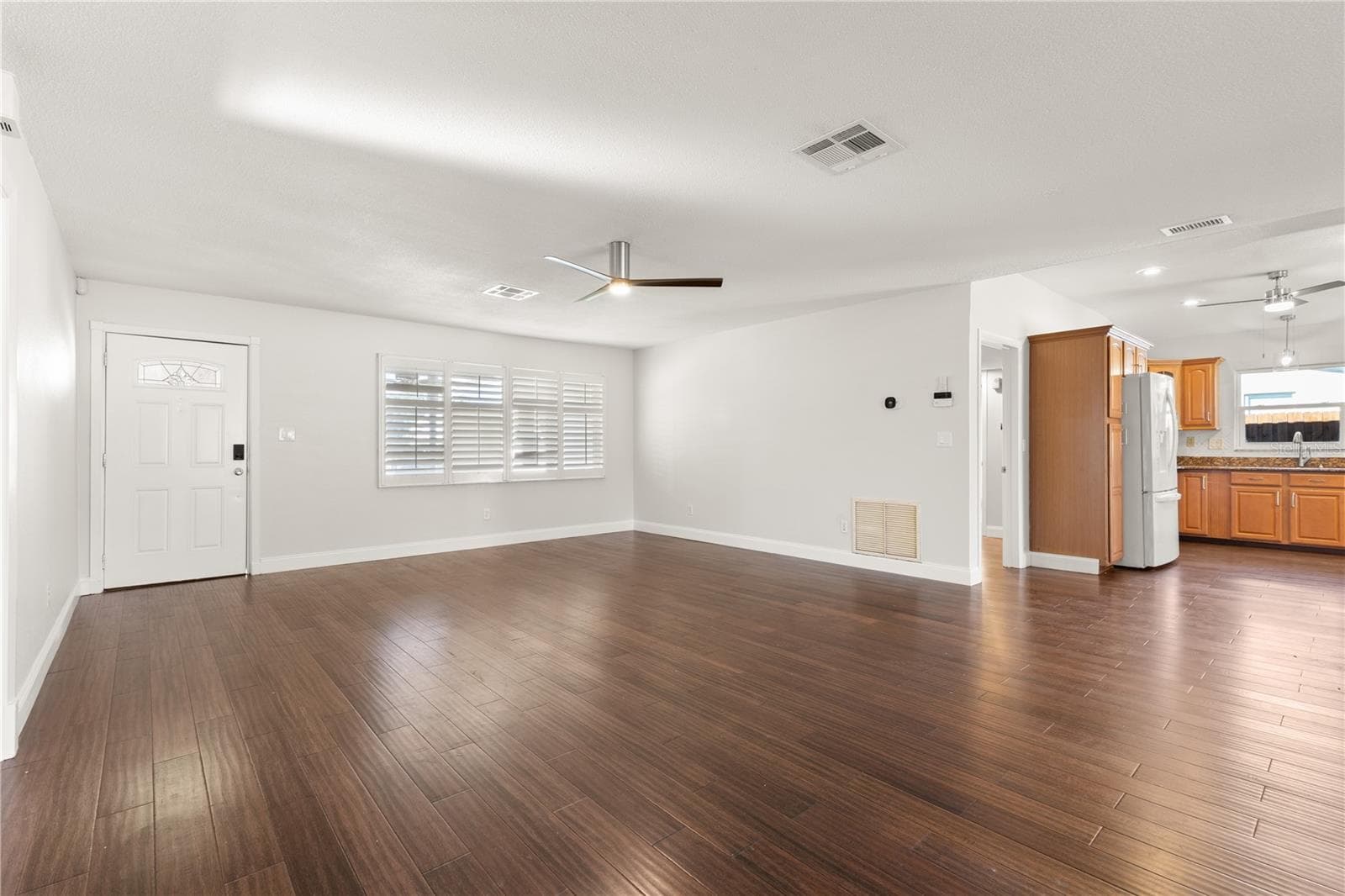 Single Family Residence at 2254 MORNINGSIDE DR, CLEARWATER, photo 5 of 49