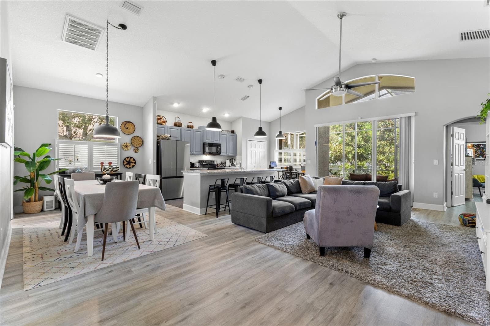 Single Family Residence at 1527 RIVER CT, TARPON SPRINGS, photo 6 of 43